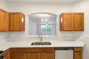 9642 Roundstone Cir, Fort Myers, FL 33967 - Photo 10