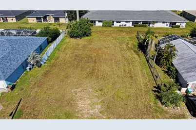 933 Cape Coral Pkwy W, Cape Coral, FL 33914 - Photo 2