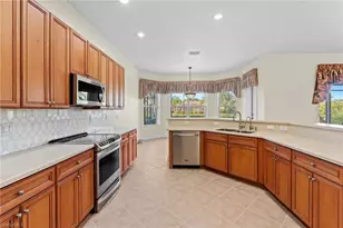 8429 Laurel Lakes Blvd, Naples, FL 34119 - Photo 16