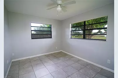 2085 E Tobago Cir, Fort Myers, FL 33905 - Photo 8