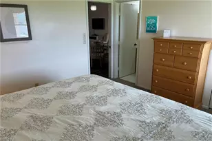 13288 White Marsh Ln, Fort Myers, FL 33912 - Photo 16