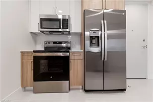 26600 Rosewood Pointe Dr, Bonita Springs, FL 34135 - Photo 8