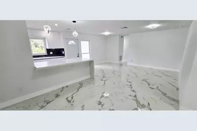 238 SE 46th Ln, Cape Coral, FL 33904 - Photo 8