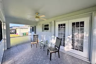 1118 SE 5th Pl, Cape Coral, FL 33990 - Photo 16