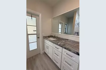 711 SE 33rd Ter, Cape Coral, FL 33904 - Photo 34