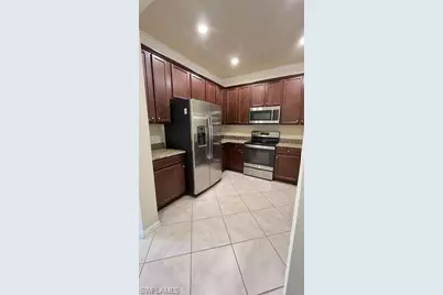 10098 Via Colomba Cir, Fort Myers, FL 33966 - Photo 6