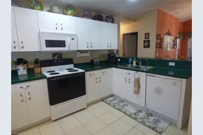 5206 Beauty St, Lehigh Acres, FL 33971 - Photo 14