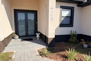 423 Kismet Pkwy E, Cape Coral, FL 33909 - Photo 2