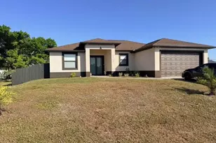 423 Kismet Pkwy E, Cape Coral, FL 33909 - Photo 1