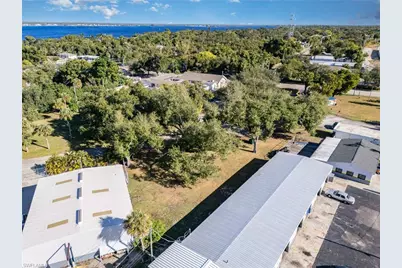 3248 Royalston Ave, Fort Myers, FL 33916 - Photo 4