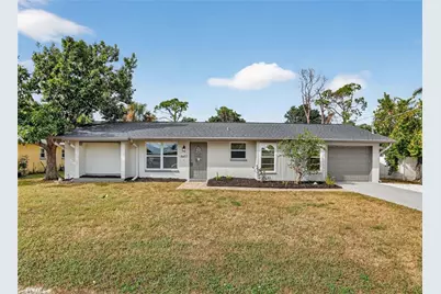 8607 Chatham St, Fort Myers, FL 33907 - Photo 2