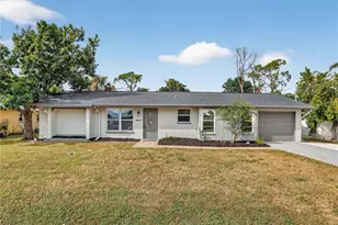 8607 Chatham St, Fort Myers, FL 33907 - Photo 2