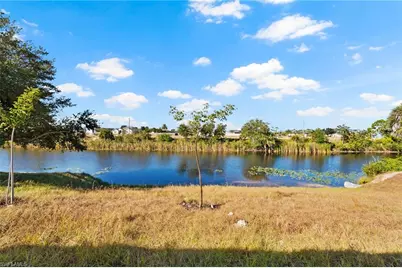 3078 NW 4th Pl, Cape Coral, FL 33993 - Photo 6