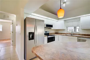 1310 NE 2nd Pl, Cape Coral, FL 33909 - Photo 14