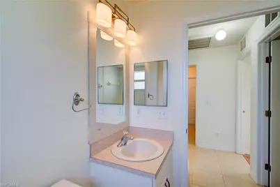 1310 NE 2nd Pl, Cape Coral, FL 33909 - Photo 20