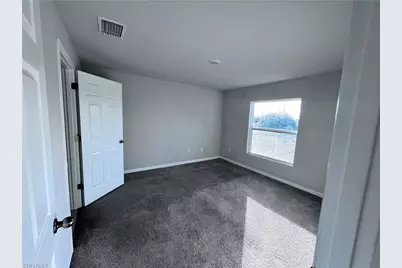 7020 Ramrod Cir, Labelle, FL 33935 - Photo 4