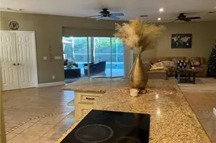 6715 Willow Lake Cir, Fort Myers, FL 33966 - Photo 22