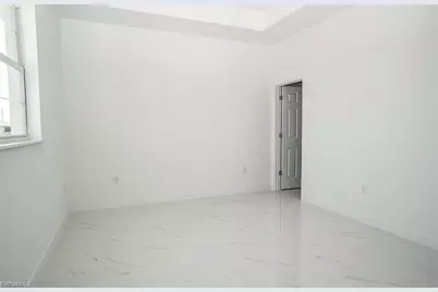 2425 Mansfield Ave S, Lehigh Acres, FL 33973 - Photo 10