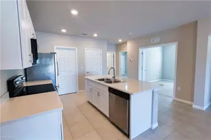 10749 Crossback Ln, Lehigh Acres, FL 33936 - Photo 4