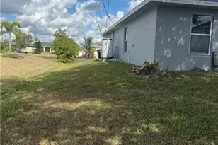 310 NE 14th St, Cape Coral, FL 33909 - Photo 26