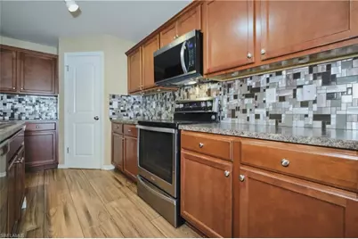 1409 SW 11th Ter, Cape Coral, FL 33991 - Photo 16