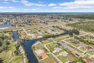 2931 NW 18th Terrace, Cape Coral, FL 33993 - Photo 4
