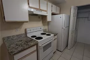 6481 Aragon Way, Fort Myers, FL 33966 - Photo 10