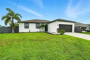 1823 NW 10th St, Cape Coral, FL 33993 - Photo 2