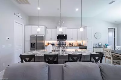 1128 SW 19th Ave, Cape Coral, FL 33991 - Photo 4