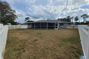 8631 Beacon St, Fort Myers, FL 33907 - Photo 20