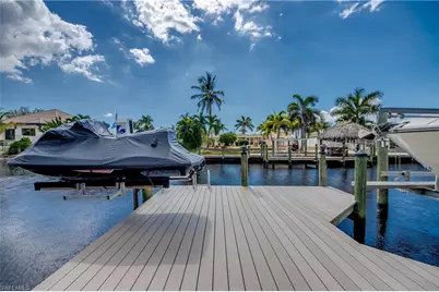 818 Montclaire Ct, Cape Coral, FL 33904 - Photo 44