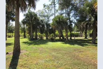 421 Broadway Ave, Lehigh Acres, FL 33972 - Photo 24