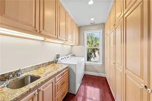 1807 Coral Cir, North Fort Myers, FL 33903 - Photo 32