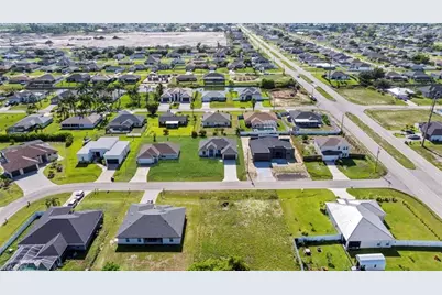 9 NW 14th Pl, Cape Coral, FL 33993 - Photo 44