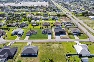 9 NW 14th Pl, Cape Coral, FL 33993 - Photo 44