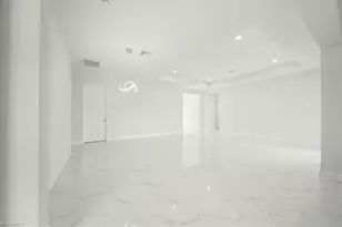 9 NW 14th Pl, Cape Coral, FL 33993 - Photo 8