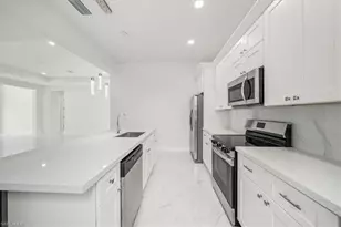 9 NW 14th Pl, Cape Coral, FL 33993 - Photo 6