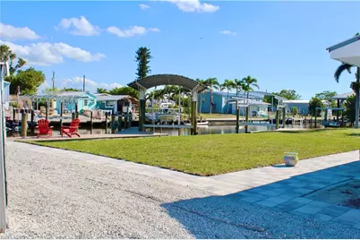 2744 Sanderling Ct, Saint James City, FL 33956 - Photo 20