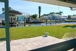 2744 Sanderling Ct, Saint James City, FL 33956 - Photo 30