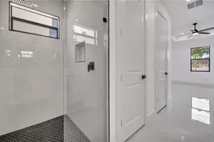 2002 NE 18th Ave, Cape Coral, FL 33909 - Photo 24