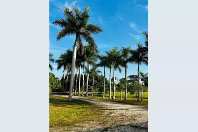 13173 Bottlebrush Rd, Bokeelia, FL 33922 - Photo 14