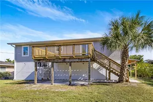10697 Holly Rd, Bokeelia, FL 33922 - Photo 18
