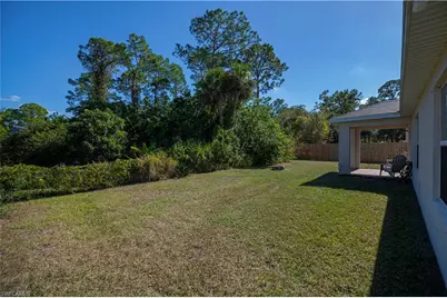 6058 S Moss Cir, Labelle, FL 33935 - Photo 6