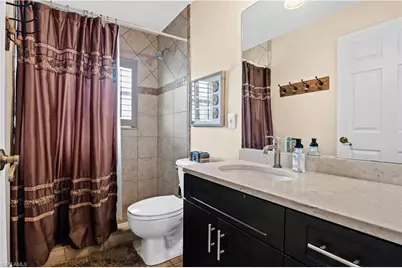 314 NE 12th Ct, Cape Coral, FL 33909 - Photo 14