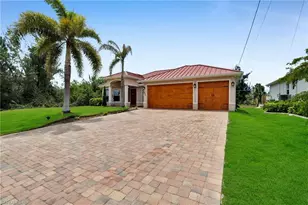 3326 SW 8th St, Cape Coral, FL 33991 - Photo 2