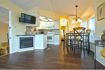 16331 Hermit Thrush Ln, Fort Myers, FL 33908 - Photo 8