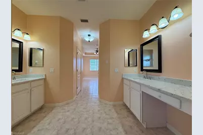 1700 SW 30th Ter, Cape Coral, FL 33914 - Photo 20