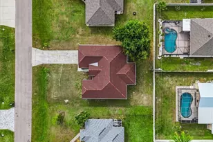 1324 SW 8th Ct, Cape Coral, FL 33991 - Photo 34