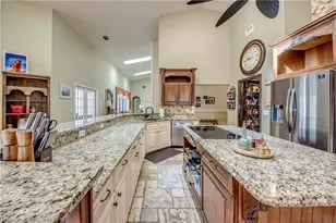706 SW 6th St, Cape Coral, FL 33991 - Photo 12