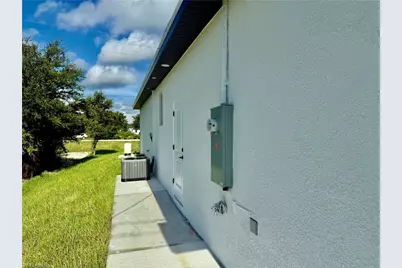 2708 Floyd Ave S, Lehigh Acres, FL 33976 - Photo 40